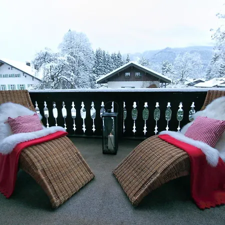 アパート Bergkristall ガルミッシュ・パルテンキルヒェン