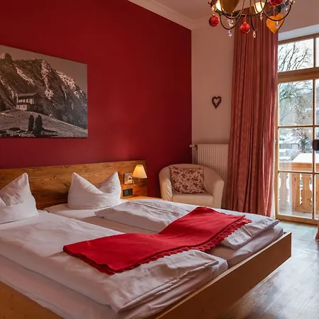 Bergkristall アパート ガルミッシュ・パルテンキルヒェン