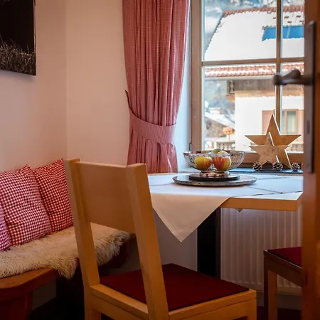 Bergkristall アパート